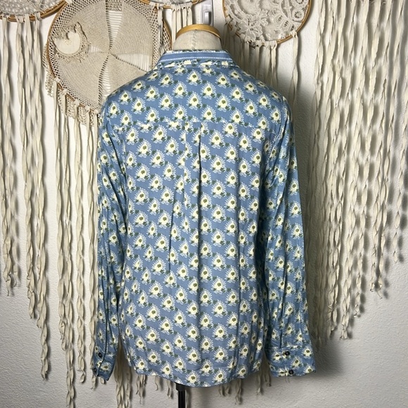 Jen's Pirate Booty Long Sleeve Button Down Daydreamer Amata Blouse Size XS - Picture 7 of 13